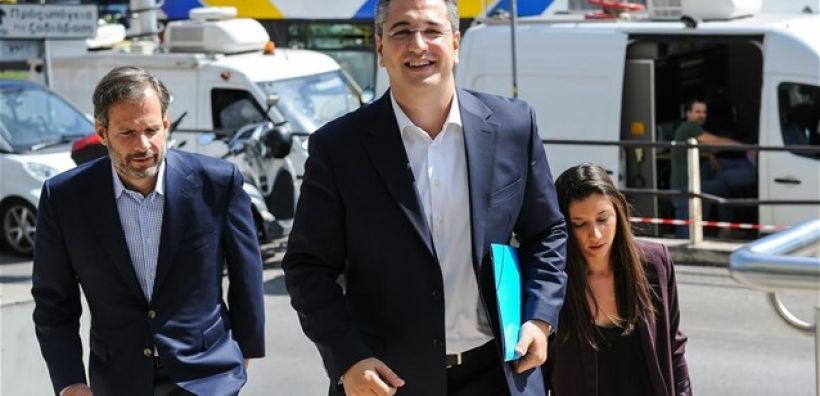 Υποψήφιος για την προεδρεία της ΝΔ και ο Απ. Τζιτζικώστας