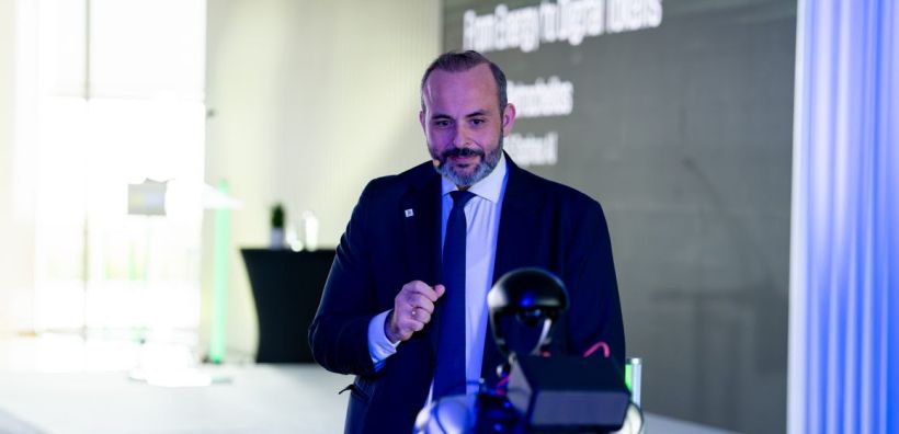 Η KIEFER στο Davos AI Summit 2026: Ο Χρήστος Πετρόχειλος στο πλευρό κορυφαίων παγκόσμιων ηγετών της Τεχνητής Νοημοσύνης