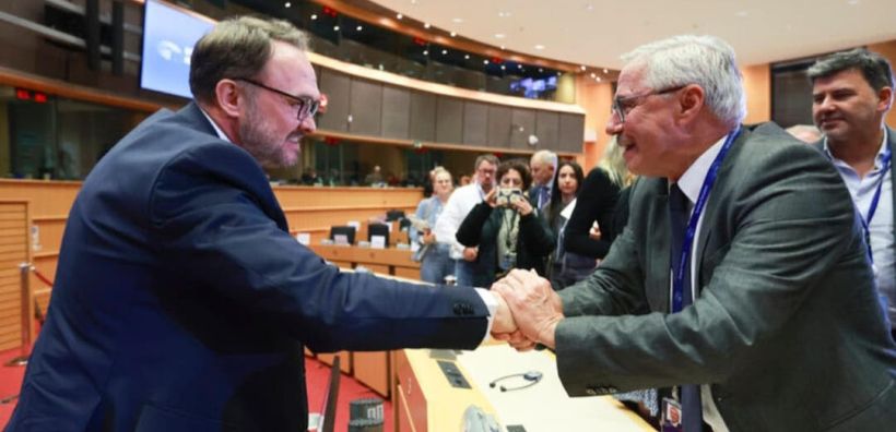 Γιόργκενσεν σε Γ. Μανιάτη: Τα ηλιακά θερμικά είναι τεράστια ευκαιρία που πρέπει να αξιοποιηθεί
