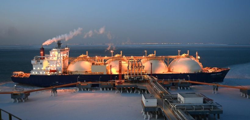 Η Μόσχα ενέκρινε την πώληση του 10% που κατέχει η TotalEnergies στο Arctic LNG 2
