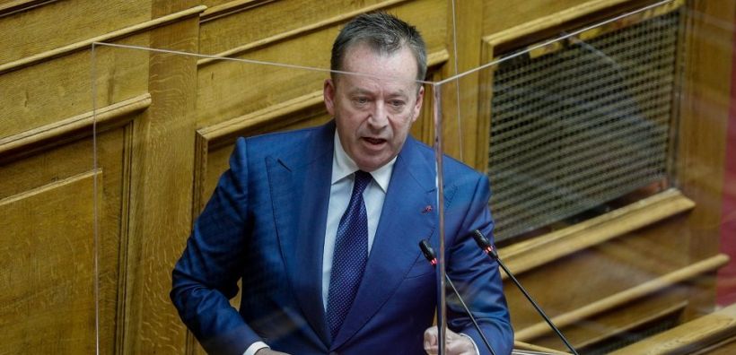 Παράταση ενός μηνός στις αιτήσεις για τα φωτοβολταϊκά λόγω πανδημίας ζητά ο Κόκκαλης