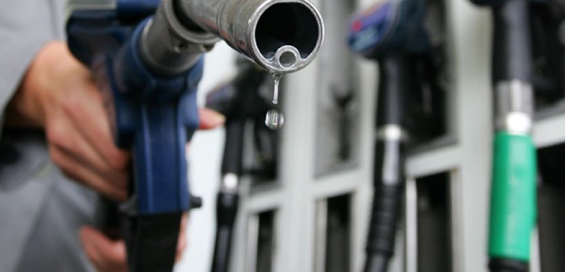 Στη Ρουμανία η μεγαλύτερη πτώση στην τιμή της βενζίνης την τελευταία διετία σε επίπεδο ΕΕ