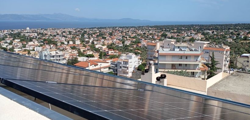 Αυτόνομα Φωτοβολταϊκά Συστήματα και Net Billing με συσσωρευτές: το μέλλον των κτιριακών φωτοβολταϊκών