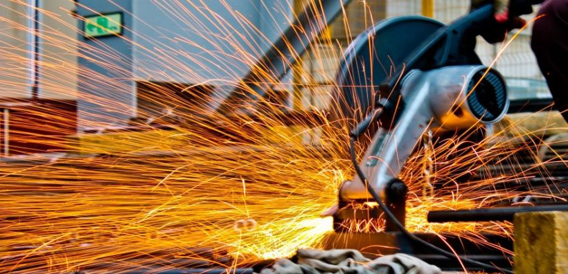 Χάνεται το μειωμένο ΕΤΜΕΑΡ για τη βιομηχανία τσιμέντου – Τι προβλέπουν οι νέες κατευθυντήριες που τέθηκαν σε διαβούλευση από την Κομισιόν