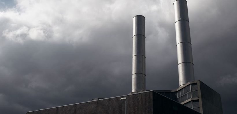 Μικρότερη η μείωση της βιομηχανικής παραγωγής στην Ελλάδα σε σχέση με την Ευρωζώνη