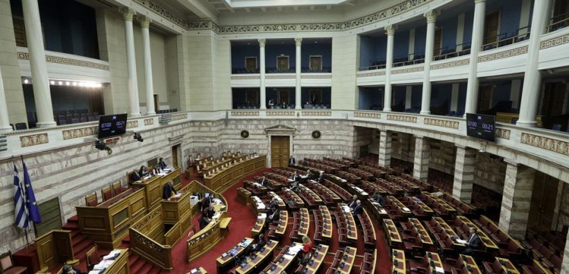 Στη Βουλή η τροπολογία του ΥΠΕΝ για την επιδότηση των λογαριασμών ρεύματος - Στους "δικαιούχους" αγρότες, μεγάλες επιχειρήσεις και καταναλωτές αερίου