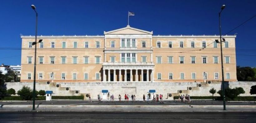 Υπερψηφίστηκε με 154 ψήφους ο προϋπολογισμός