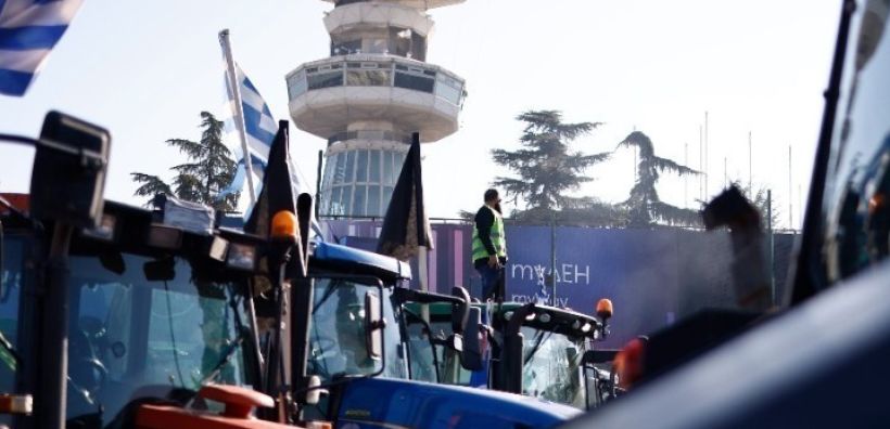 Δεν υποχωρούν οι αγρότες - Επιστροφή στα μπλόκα μετά την Agrotica