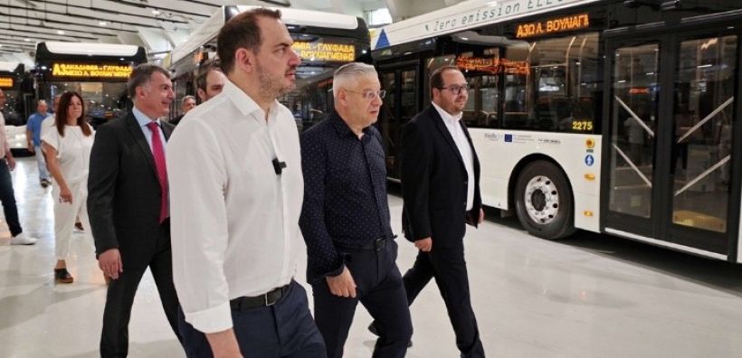 Στο αμαξοστάσιο της ΟΣΥ ο Γ. Κώτσηρας - Αναβάθμιση των μεταφορών με την ένταξη των 125 νέων ηλεκτρικών λεωφορείων