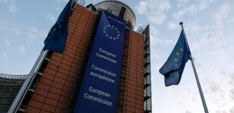 ΕΕ-ΗΠΑ: «Προτεραιότητά μας είναι η συνεργασία και όχι η κλιμάκωση», τονίζει η Ευρωπαϊκή Επιτροπή