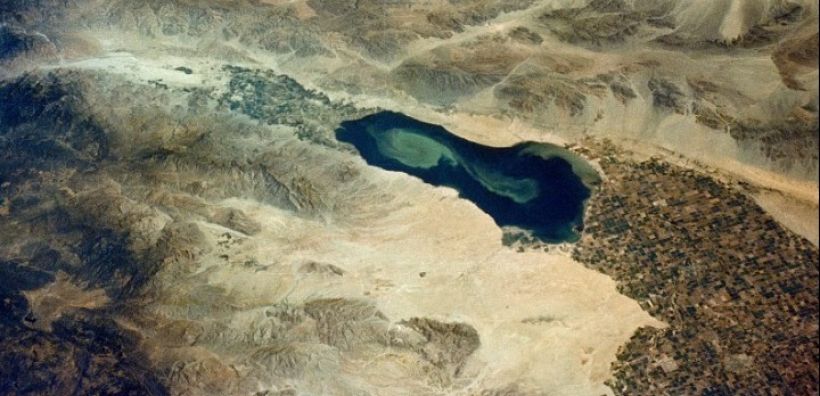 Οι μισές από τις μεγαλύτερες λίμνες του κόσμου χάνουν το νερό τους