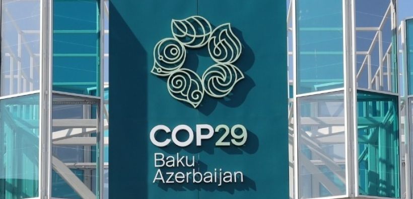 Συμφωνία στην 29η διάσκεψη του ΟΗΕ για την κλιματική αλλαγή: «Σημαντικό βήμα» λένε οι ΗΠΑ, «απογοητευτική» τη θεωρεί η Γαλλία