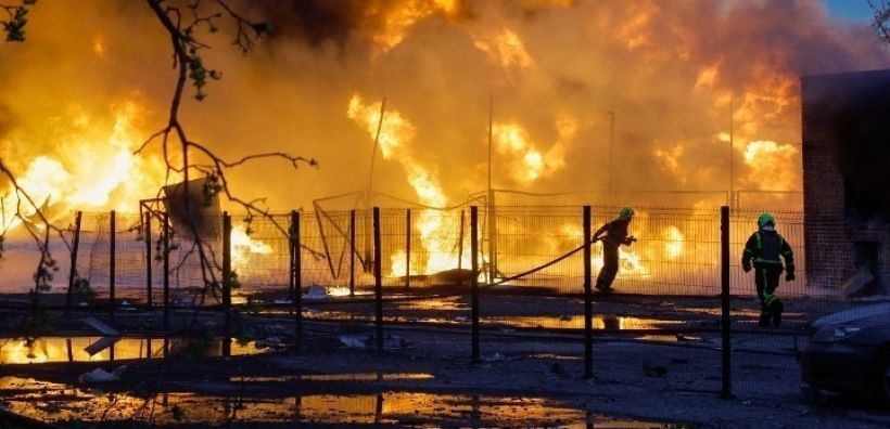 Η Ουκρανία έπληξε ρωσικό τερματικό σταθμό εξαγωγών και πετρελαϊκές εγκαταστάσεις