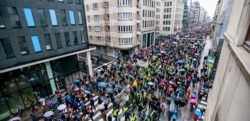 Βρυξέλλες: 70.000 άνθρωποι στους δρόμους για το περιβάλλον