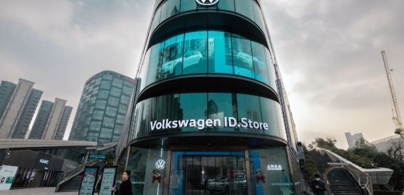 Η Volkswagen Group και η SAIC Motor παρατείνουν τη συνεργασία τους μέχρι το 2040