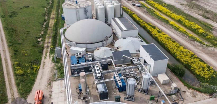 Προ των πυλών η νέα αγορά του bio-LNG για φορτηγά και ναυτιλία – Σχεδιασμός του ΔΕΣΦΑ για την πιστοποίηση της Ρεβυθούσας μέχρι τέλος του χρόνου