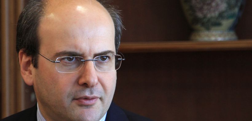 Συνάντηση Χατζηδάκη με τον πρέσβη της Ρωσίας για οικονομική συνεργασία