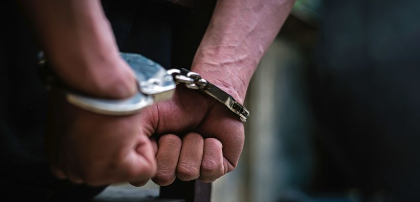 Εξαρθρώθηκε σπείρα απατεώνων που παρίσταναν υπαλλήλους του ΔΕΔΔΗΕ