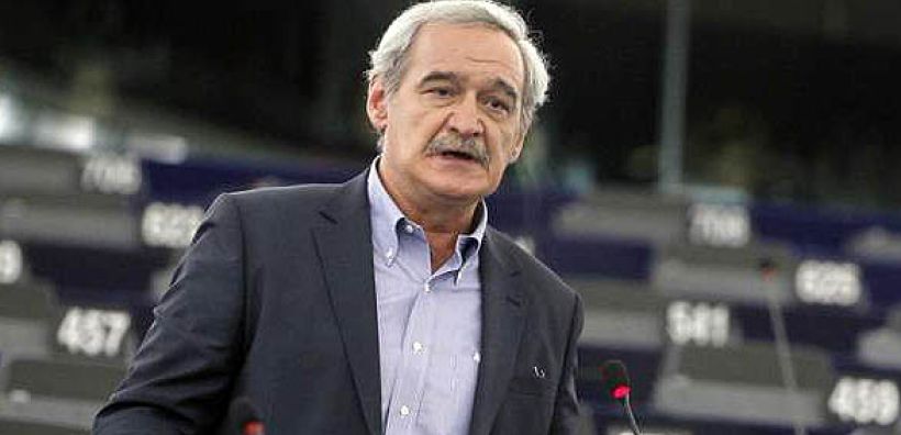 Χουντής: Αντί να ψάχνει για πολιτικό σαμποτάζ στις αποκοπές ρεύματος, η κυβέρνηση να ενημερώσει για ΑΔΜΗΕ