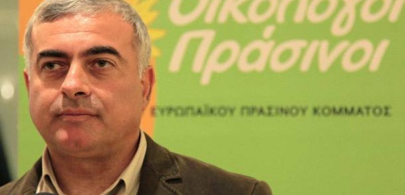 Έντονη κριτική Χρυσόγελου στο νομοσχέδιο για τις ΑΠΕ