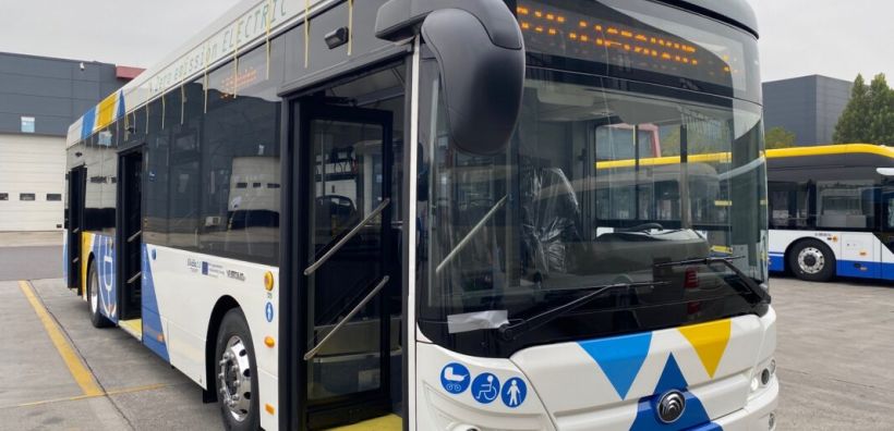 Έφτασαν στην Αθήνα τα πρώτα 140 ηλεκτρικά λεωφορεία