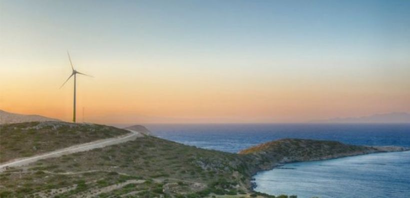 «Ακτίνα Κρήτης»: «Διακτινίζεται» με υβριδικά σε…όλο το Αιγαίο - Τα 53 έργα με φωτοβολταϊκά και συσσωρευτές ισχύος 82MW