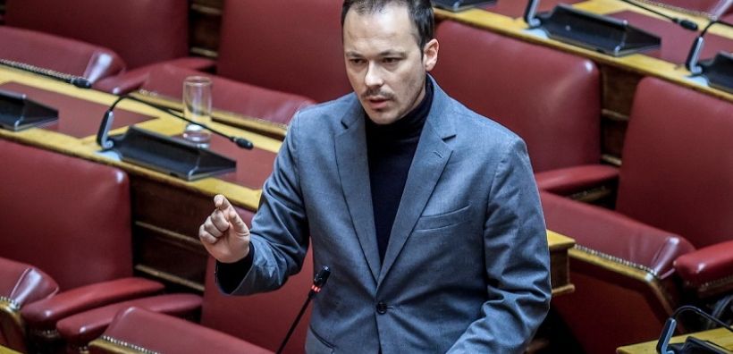 Ζαμπάρας: Ολιγοπώλια θησαυρίζουν, νοικοκυριά και επιχειρήσεις γονατίζουν