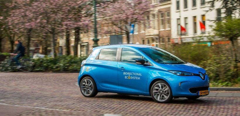 Η Renault μετατρέπει τα μοντέλα της σε ...παρόχους ηλκεκτρικής ενέργειας