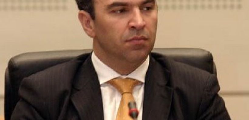 Ζώης: Οδός διαφυγής από την αποτυχία της ΔΕΠΑ το κλείσιμο της ΕΡΤ