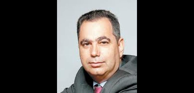 Βασίλης Χιώτης: η καμαριέρα κατέστρεψε την καριέρα του Στρος Καν, αλλά δεν μπορεί να σώσει την ελληνική οικονομία
