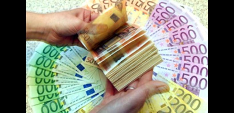 ΤτΕ: Με το «σταγονόμετρο» η χρηματοδότηση των επιχειρήσεων