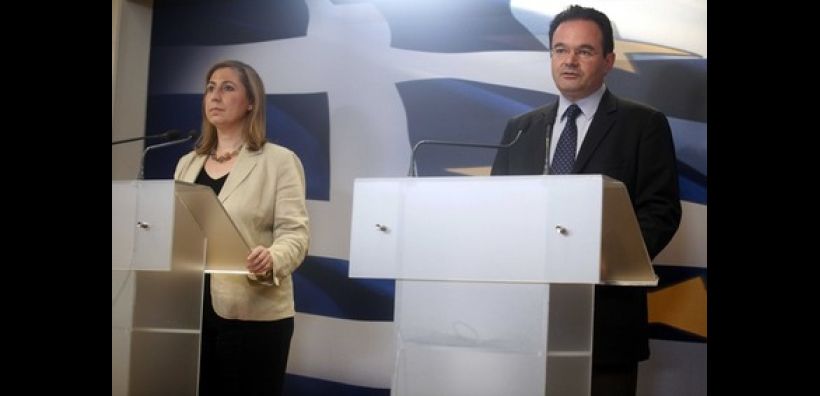 Εκτονώνεται η «κόντρα» Κυβέρνησης-προμηθευτών