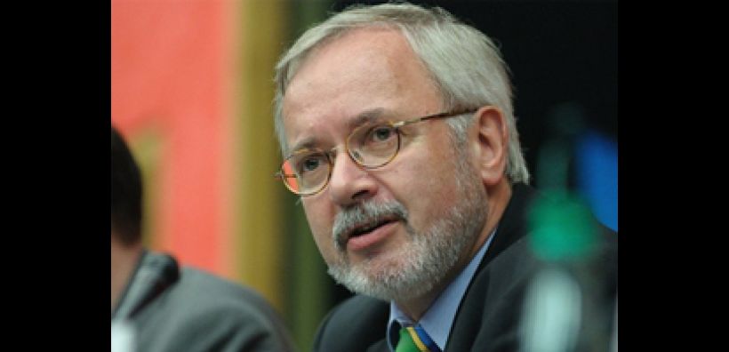Hoyer (ΕΤΕπ): Τα 2 δισ. ευρώ μπορεί να φθάσει φέτος η χρηματοδότηση της ΕΤΕπ προς την Ελλάδα