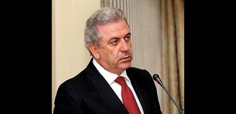 Αβραμόπουλος: Πέντε «χορηγοί» για τα καύσιμα των αρμάτων στις παρελάσεις