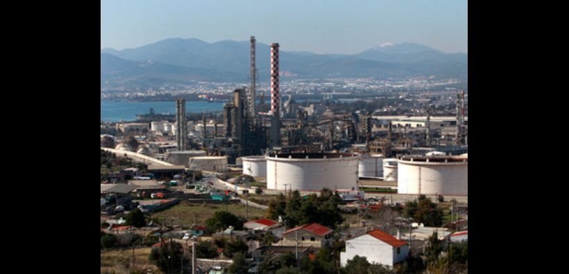 Γκάζι για ΔΕΠΑ ζητά η τρόικα, γιατί έχουν σειρά τα ΕΛΠΕ