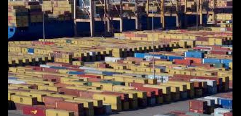 Μείωση 6,6% στην αξία των εξαγωγών τον Ιούνιο - Τα πετρελαιοειδή συρρίκνωσαν το εμπορικό έλλειμμα