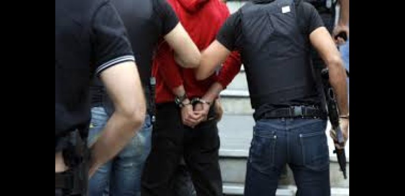 Εξαρθρώθηκαν δυο σπείρες διαρρηκτών που προσποιούνταν τους υπαλλήλους της ΔΕΗ