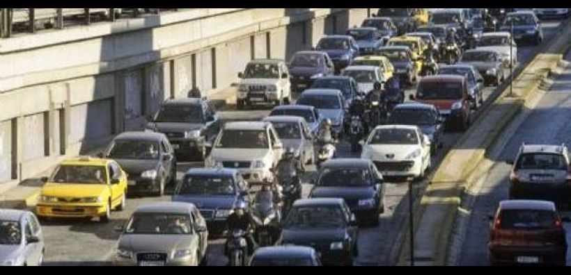 Συρρίκνωση 70% στην αγορά Ι.Χ.