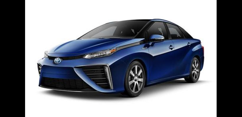 Toyota Mirai: Το υδρογονοκίνητο σεντάν των μηδενικών ρύπων