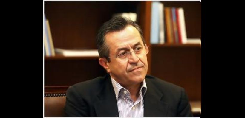 Επίθεση Νικολόπουλου στην κυβέρνηση για τα φωτοβολταϊκά