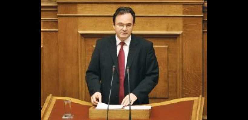 Παπακωνσταντίνου: Και στρατηγικός επενδυτής για τη ΔΕΗ και πώληση θυγατρικών...
