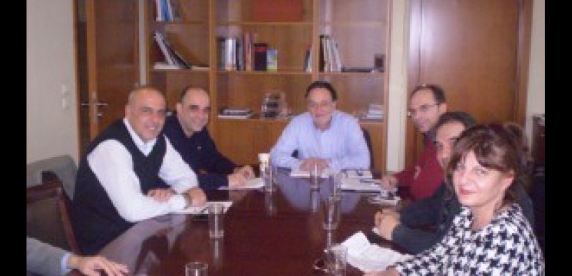 Τα προβλήματα των φωτοβολταϊκών έθεσε σε συνάντηση με τον Λαφαζάνη η ΠΟΣΠΗΕΦ