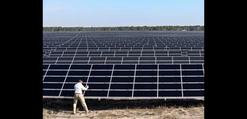Επισπεύδει τη μείωση στις ταρίφες των φωτοβολταϊκών η Γερμανία