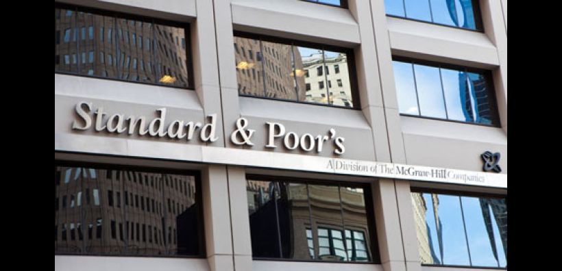 S&amp;P: Αναβάθμιση της Ελλάδας σε B- από selective default
