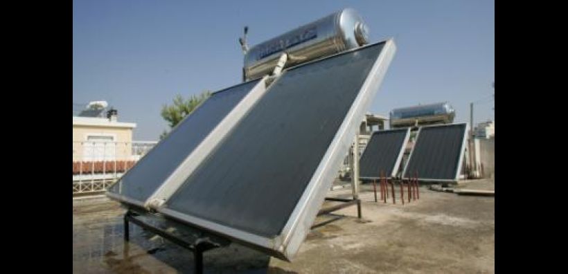 Δύο σχέδια χορηγιών για θερμοσίφωνες και net metering ενέκρινε το Υπουργικό της Κύπρου