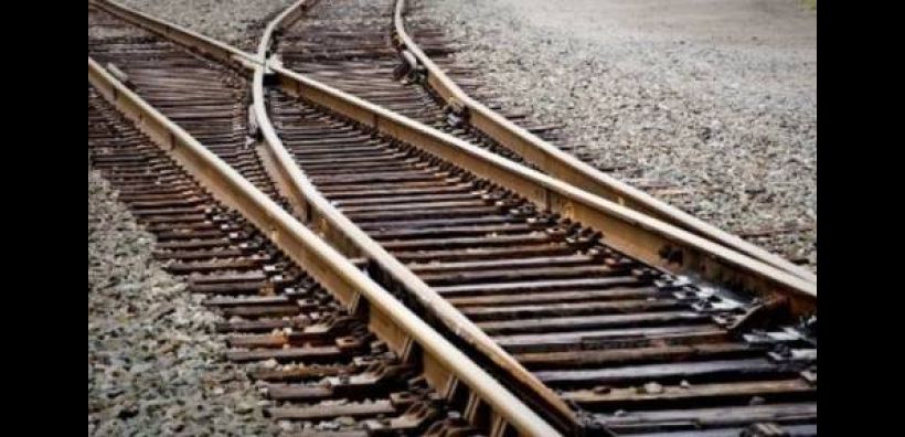 Ανατροπή δυο βαγονιών που μετέφεραν καύσιμα στη Νέα Ζίχνη Σερρών