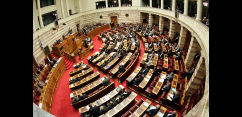 Υπερψηφίσθηκε το νομοσχέδιο για το νέο καθεστώς στήριξης των ΑΠΕ