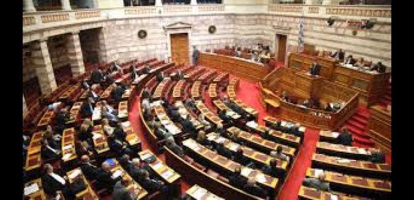 Με τις ψήφους ΣΥΡΙΖΑ-ΑΝΕΛ, πέρασε από την αρμόδια κοινοβουλευτική επιτροπή το ν/σ για τους λιγνίτες της ΔΕΗ