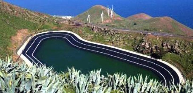 Δύο σενάρια από τη ΡΑΕ για την τιμολόγηση των υβριδικών σταθμών ηλεκτροπαραγωγής