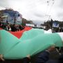 Ανέβηκε στην καμινάδα θερμοηλεκτρικού σταθμού ζητώντας την παραίτηση της κυβέρνησης